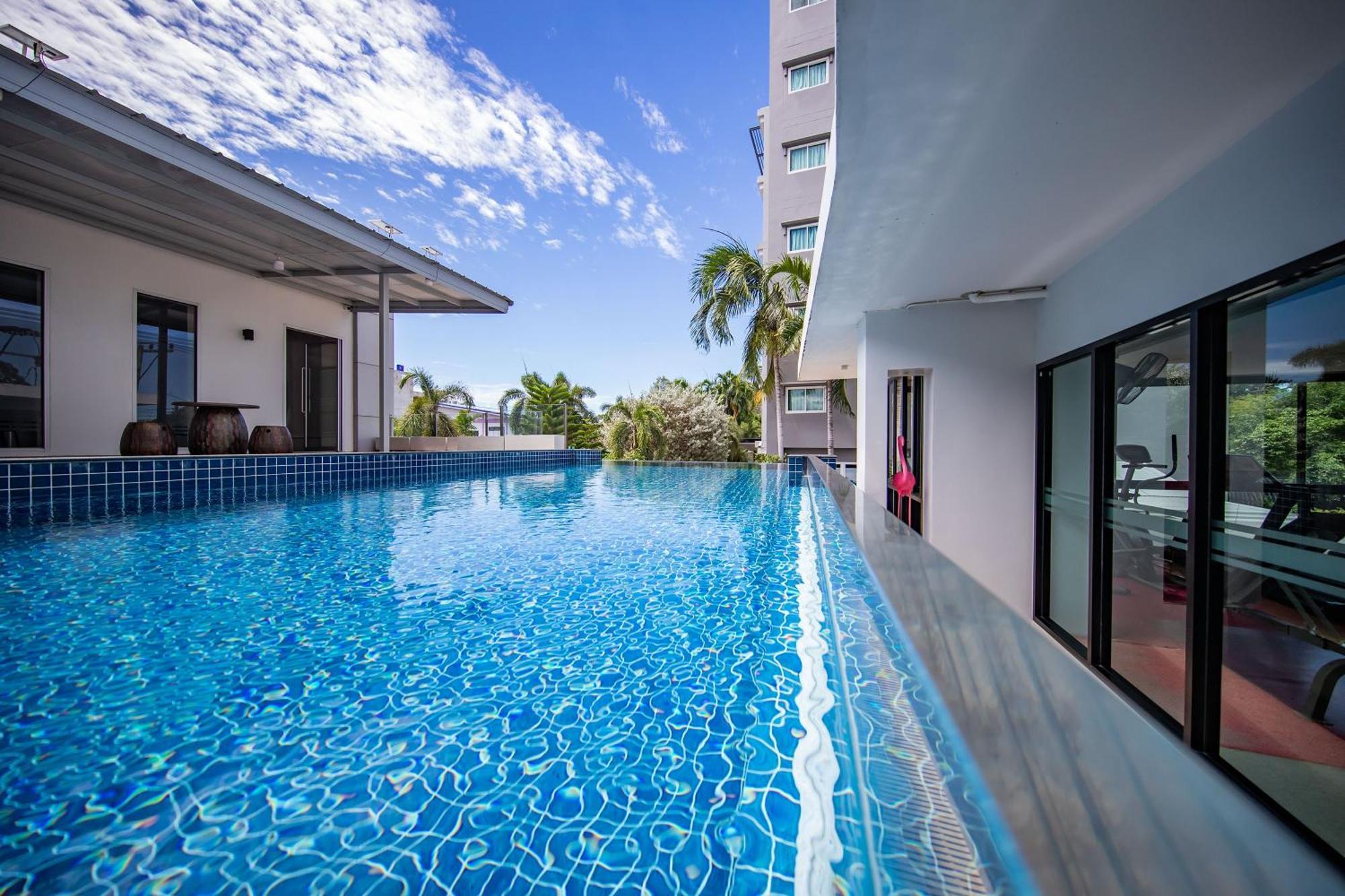 Phavina Hotel Rayong SHA Extra Plus Esterno foto