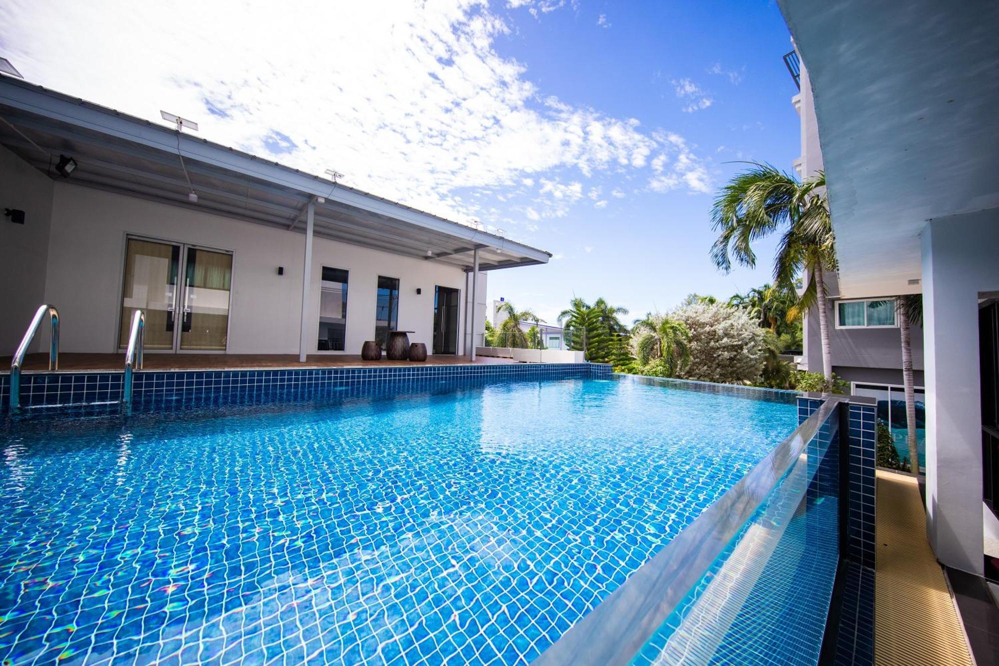 Phavina Hotel Rayong SHA Extra Plus Esterno foto