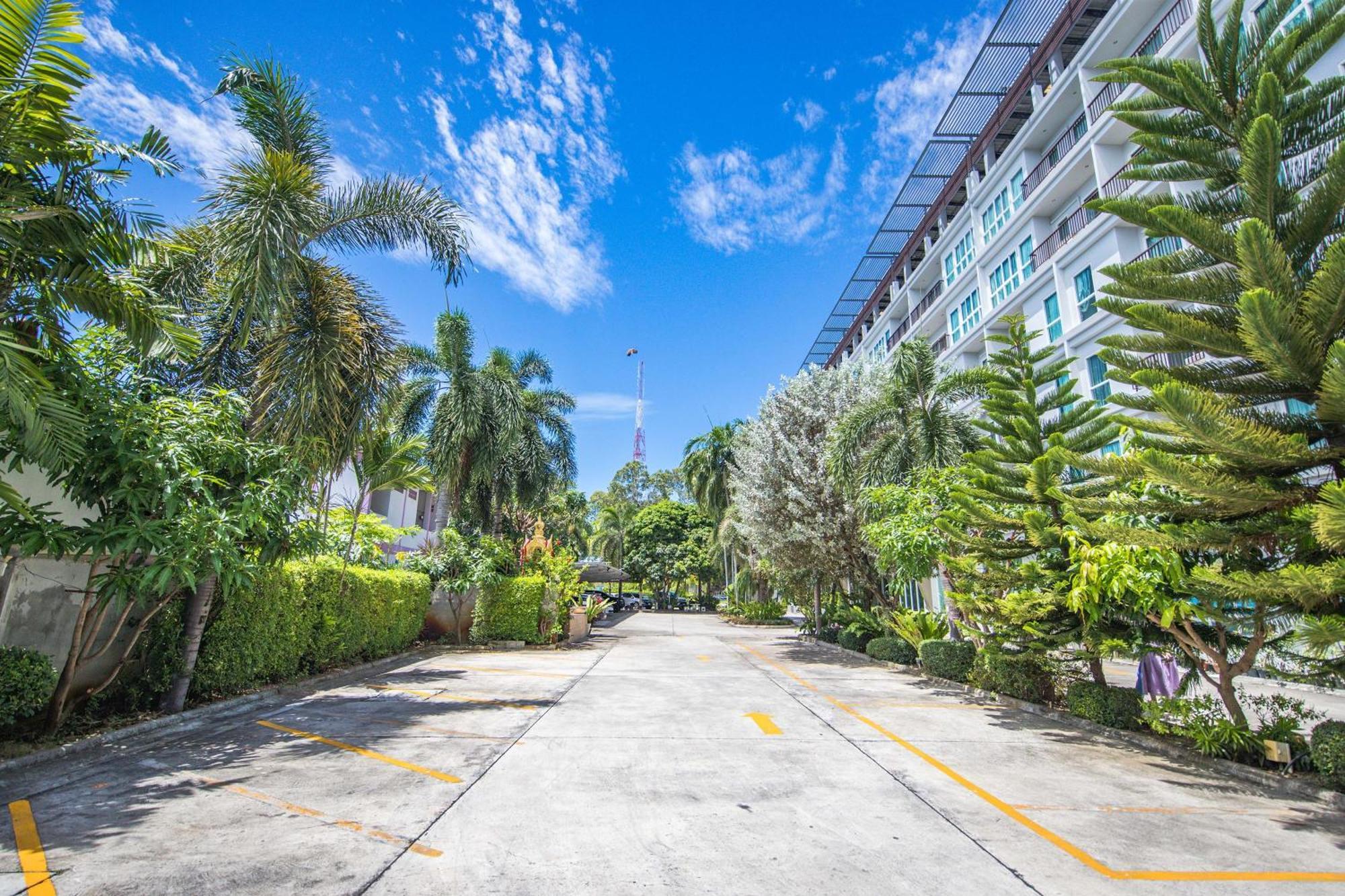 Phavina Hotel Rayong SHA Extra Plus Esterno foto