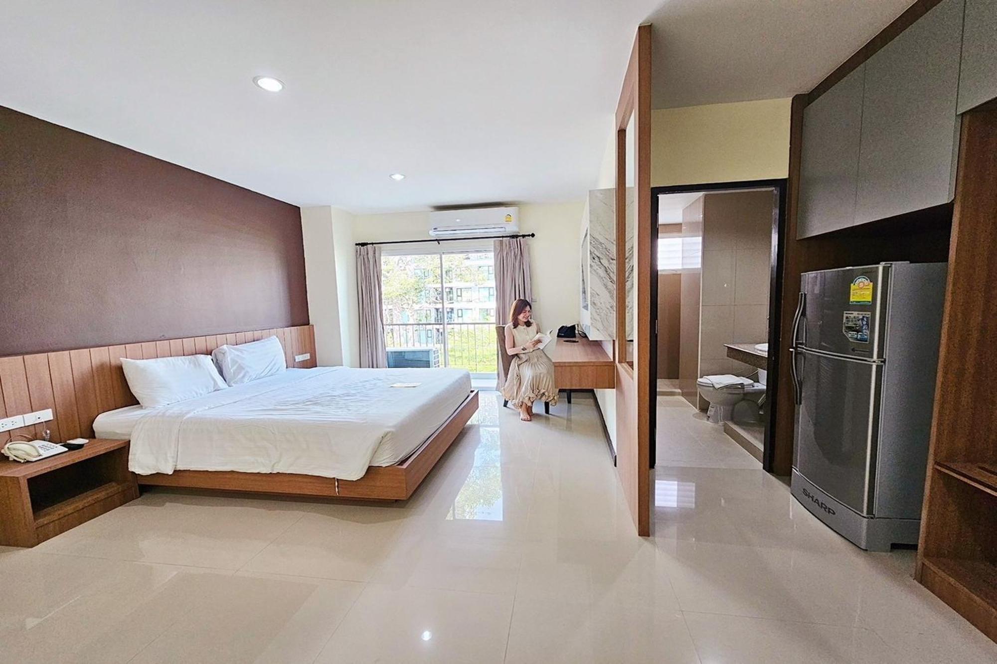 Phavina Hotel Rayong SHA Extra Plus Esterno foto