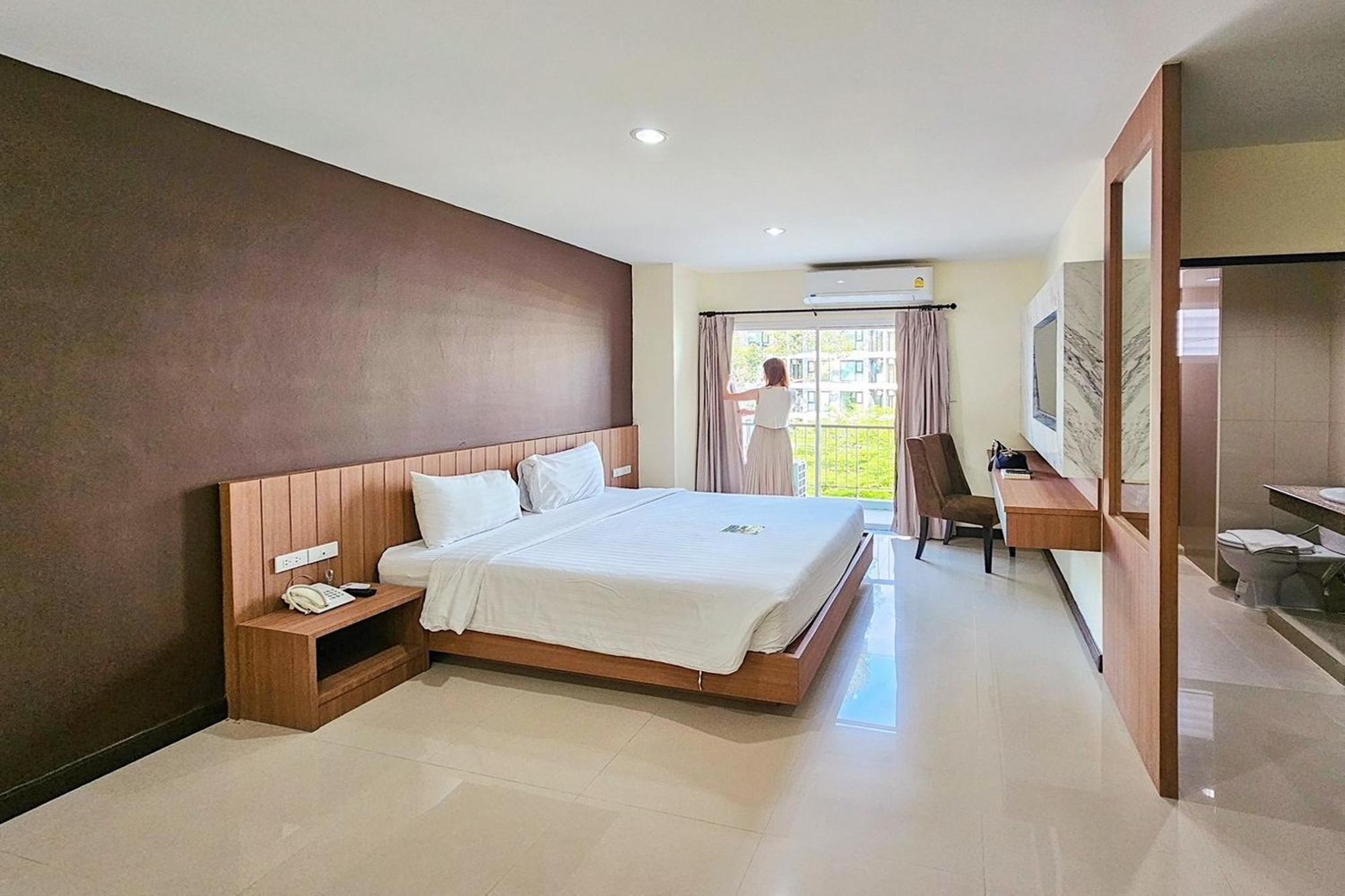 Phavina Hotel Rayong SHA Extra Plus Esterno foto